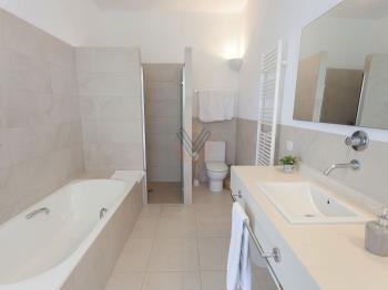 Photo-8